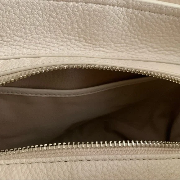 ✨Host Pick✨ Brand New Oroton Hobo Bag - Picture 6 of 8